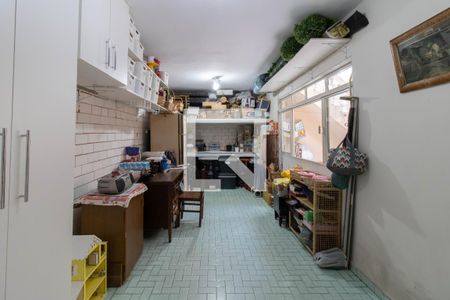 Casa à venda com 150m², 3 quartos e 3 vagas Casa à venda com 150m², 3 quartos e 3 vagasEdícula