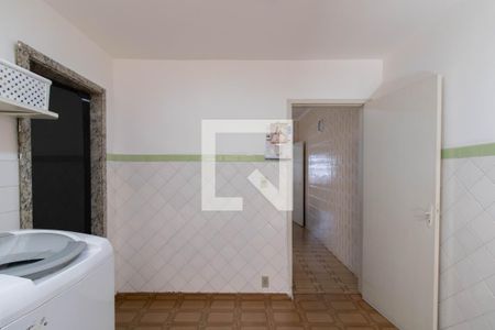 Casa à venda com 150m², 3 quartos e 3 vagas Casa à venda com 150m², 3 quartos e 3 vagasÁrea de Serviço