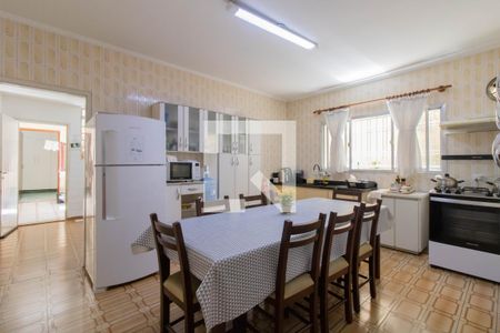 Casa à venda com 150m², 3 quartos e 3 vagas Casa à venda com 150m², 3 quartos e 3 vagasCozinha