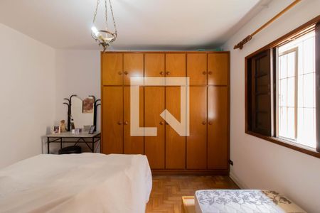 Casa à venda com 150m², 3 quartos e 3 vagas Casa à venda com 150m², 3 quartos e 3 vagasQuarto 2