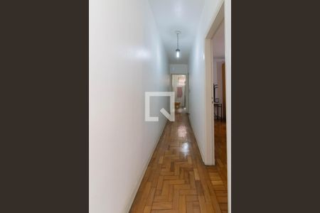 Casa à venda com 150m², 3 quartos e 3 vagas Casa à venda com 150m², 3 quartos e 3 vagasCorredor