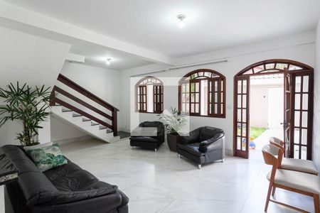 Sala 1 de casa à venda com 3 quartos, 400m² em São João Batista, Belo Horizonte
