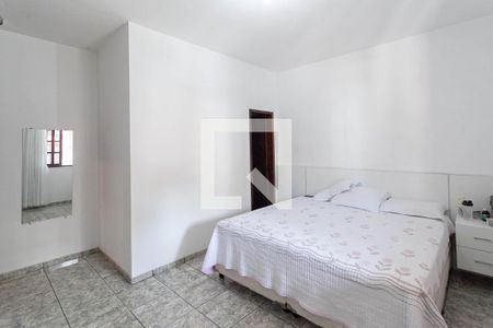 Casa à venda com 400m², 3 quartos e 4 vagas Casa à venda com 400m², 3 quartos e 4 vagasSuíte