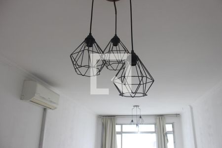 Sala de apartamento para alugar com 2 quartos, 70m² em Centro, São Vicente