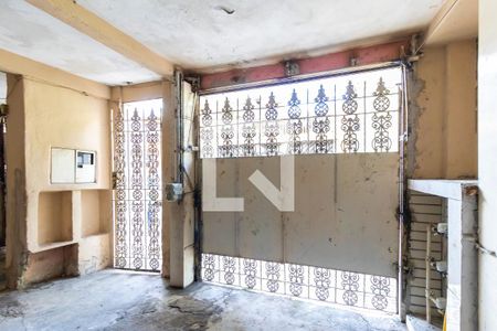 Casa à venda com 80m², 2 quartos e 2 vagasGaragem