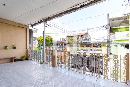 Casa à venda com 80m², 2 quartos e 2 vagasVaranda