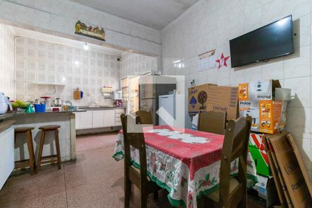 Casa à venda com 80m², 2 quartos e 2 vagasCozinha