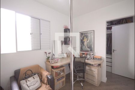 Casa à venda com 270m², 4 quartos e 2 vagasQuarto 2