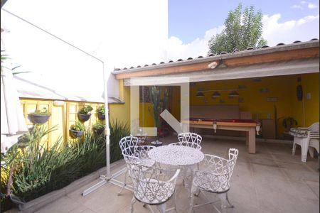 Casa à venda com 270m², 4 quartos e 2 vagasÁrea de Lazer 