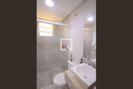 Casa à venda com 270m², 4 quartos e 2 vagasBanheiro 3