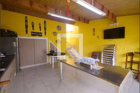 Casa à venda com 270m², 4 quartos e 2 vagasÁrea de Lazer 