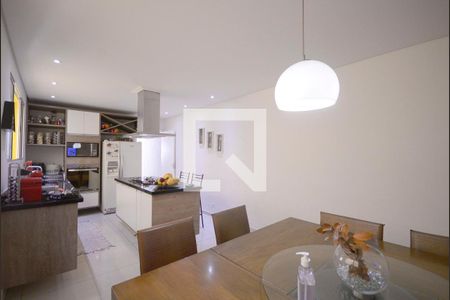 Casa à venda com 270m², 4 quartos e 2 vagasCozinha