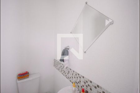 Casa à venda com 270m², 4 quartos e 2 vagasBanheiro de Serviço 