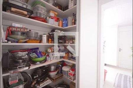 Casa à venda com 270m², 4 quartos e 2 vagasDispensa