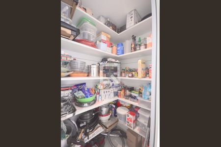 Casa à venda com 270m², 4 quartos e 2 vagasDispensa