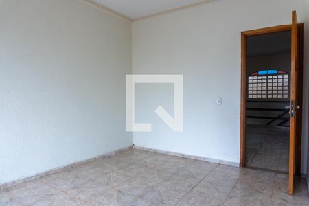Casa para alugar com 200m², 4 quartos e 3 vagas Casa para alugar com 200m², 4 quartos e 3 vagasQuarto 2