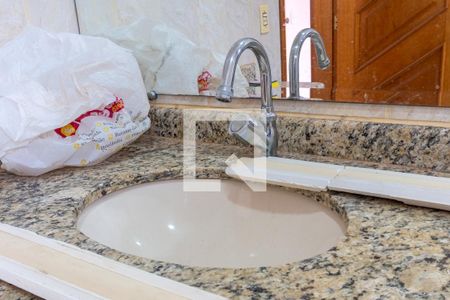 Casa para alugar com 200m², 4 quartos e 3 vagas Casa para alugar com 200m², 4 quartos e 3 vagasBanheiro Social 2