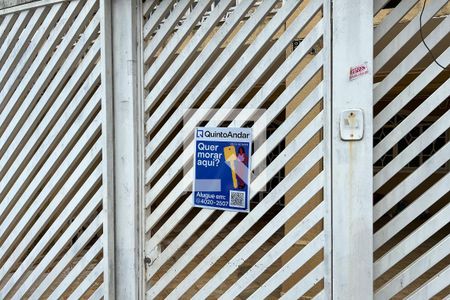 Casa para alugar com 200m², 4 quartos e 3 vagas Casa para alugar com 200m², 4 quartos e 3 vagasPlaquinha Aluga-se