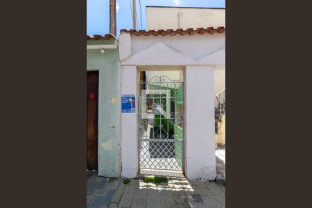 Casa para alugar com 50m², 1 quarto e sem vaga Casa para alugar com 50m², 1 quarto e sem vagaFachada
