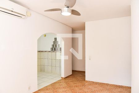 Sala de apartamento à venda com 2 quartos, 59m² em Rubem Berta, Porto Alegre