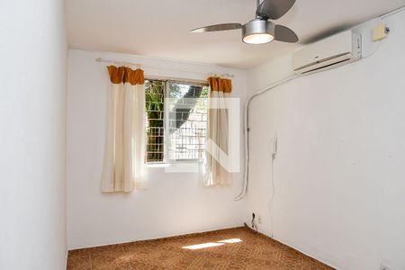 Sala de apartamento à venda com 2 quartos, 59m² em Rubem Berta, Porto Alegre