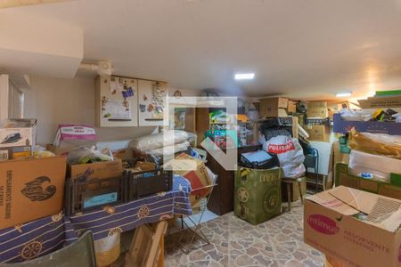 Casa à venda com 240m², 4 quartos e 5 vagas Casa à venda com 240m², 4 quartos e 5 vagasQuarto de Serviço