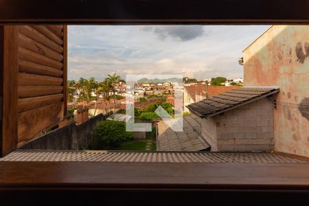 Casa à venda com 240m², 4 quartos e 5 vagas Casa à venda com 240m², 4 quartos e 5 vagasVista do Quarto 2