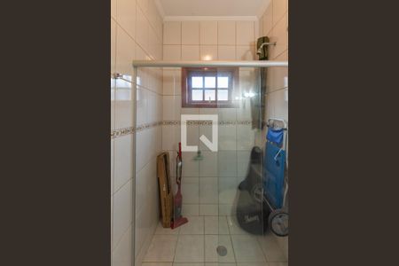 Casa à venda com 240m², 4 quartos e 5 vagas Casa à venda com 240m², 4 quartos e 5 vagasBanheiro do Escritório