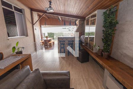 Apartamento à venda com 180m², 3 quartos e 2 vagasSala de TV