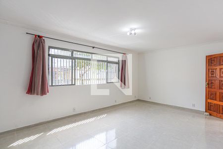 Casa para alugar com 72m², 1 quarto e 1 vaga Casa para alugar com 72m², 1 quarto e 1 vagaSala