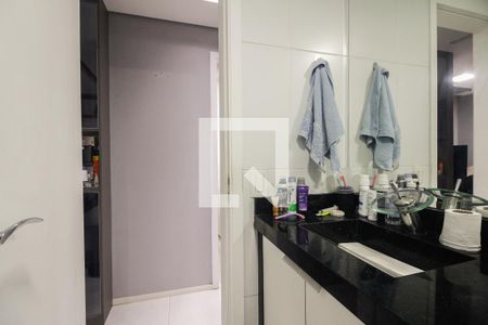 Apartamento à venda com 62m², 3 quartos e 1 vagaBanheiro Social 
