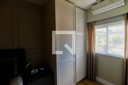 Apartamento à venda com 130m², 2 quartos e 2 vagasCloset da suíte