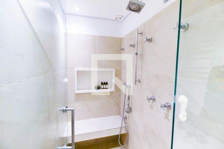 Apartamento à venda com 130m², 2 quartos e 2 vagasBanheiro da Suíte