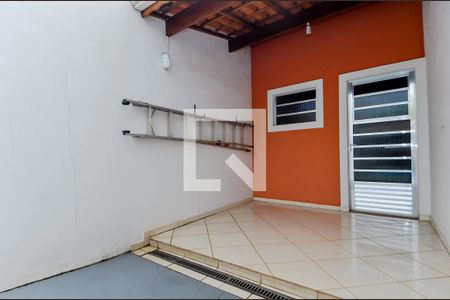 Casa à venda com 261m², 3 quartos e 8 vagasQuarto de Serviço