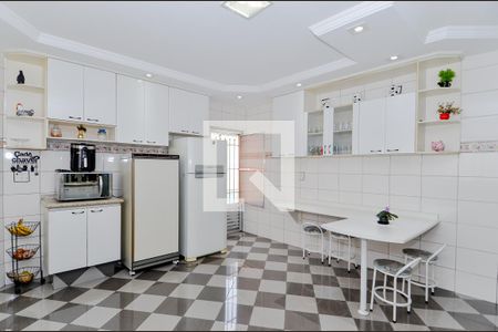 Casa à venda com 261m², 3 quartos e 8 vagasCozinha