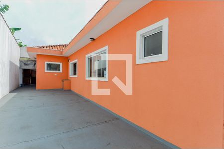 Casa à venda com 261m², 3 quartos e 8 vagasCorredor Lateral 