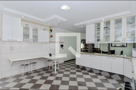 Casa à venda com 261m², 3 quartos e 8 vagasCozinha