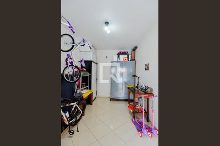 Casa à venda com 261m², 3 quartos e 8 vagasQuarto de Serviço