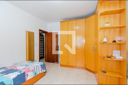 Casa à venda com 261m², 3 quartos e 8 vagasQuarto 1
