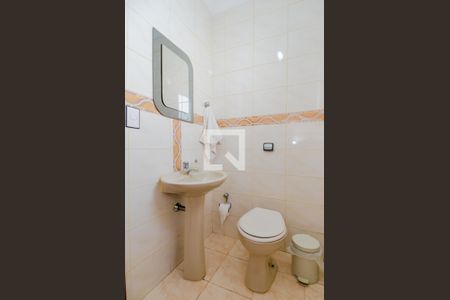 Casa à venda com 261m², 3 quartos e 8 vagasLavabo 