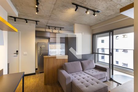 Sala de apartamento para alugar com 1 quarto, 42m² em Cambuí, Campinas