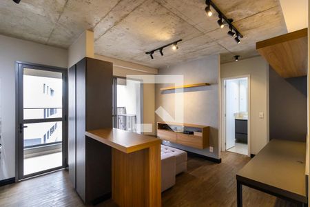 Entrada de apartamento para alugar com 1 quarto, 42m² em Cambuí, Campinas