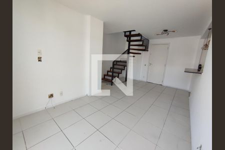 Sala de apartamento para alugar com 3 quartos, 116m² em Pechincha, Rio de Janeiro
