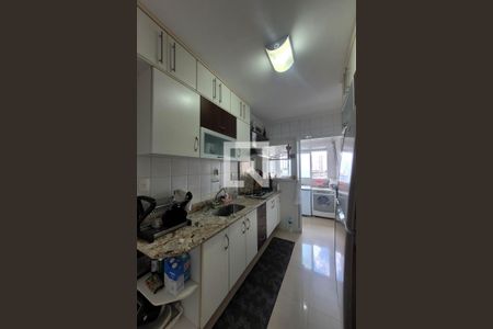 Apartamento à venda com 98m², 3 quartos e 2 vagasCozinha