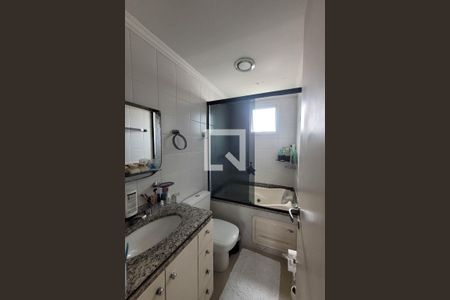 Apartamento à venda com 98m², 3 quartos e 2 vagasBanheiro Quarto 3 - Suíte