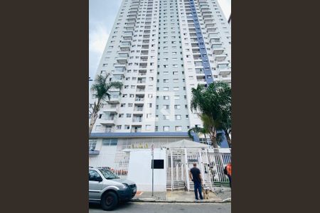 Apartamento para alugar com 69m², 2 quartos e 1 vagaFachada