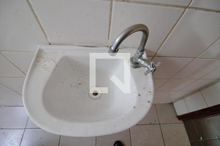 Casa à venda com 200m², 2 quartos e 2 vagas Casa à venda com 200m², 2 quartos e 2 vagasBanheiro 1