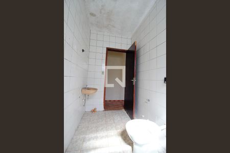 Casa à venda com 200m², 2 quartos e 2 vagas Casa à venda com 200m², 2 quartos e 2 vagasBanheiro 2