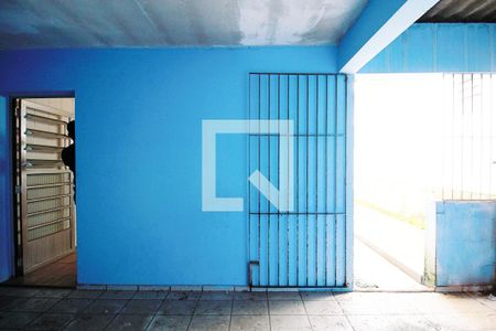 Casa à venda com 200m², 2 quartos e 2 vagas Casa à venda com 200m², 2 quartos e 2 vagasÁrea de Serviço