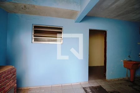 Casa à venda com 200m², 2 quartos e 2 vagas Casa à venda com 200m², 2 quartos e 2 vagasÁrea de Serviço